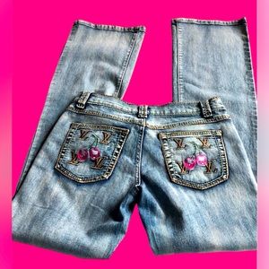 LV JEANS 🍒😍